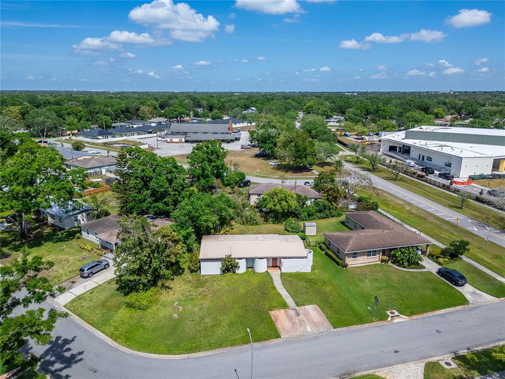 Picture of 4805 N Mendenhall Drive, Tampa, FL 33603