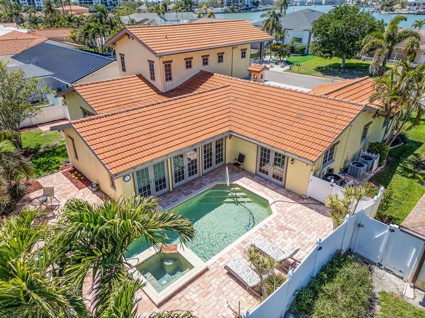 Picture of 1140 81St Street S, St Petersburg FL 33707