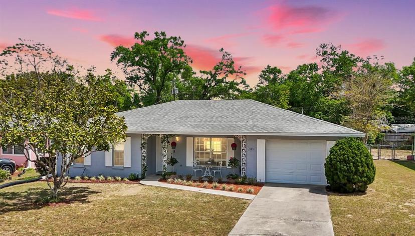 Picture of 1125 Hillcrest Court, Eustis FL 32726