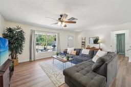 Picture of 1125 Hillcrest Court, Eustis, FL 32726