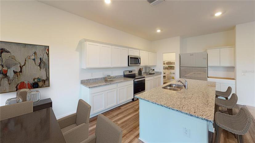 Picture of 36149 Canelli Way, Dade City FL 33523