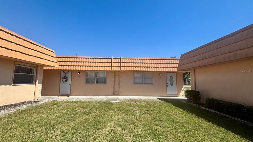 Picture of 1801 Bedford Lane Unit 46, Sun City Center, FL 33573