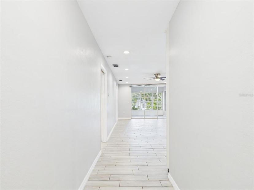 Picture of 1433 S Belcher Road Unit G13, Clearwater FL 33764