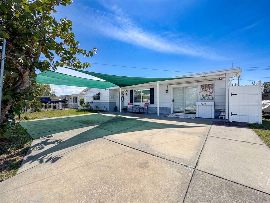 Picture of 4236 Beacon Square Drive, Holiday, FL 34691