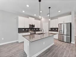 Picture of 3038 Camden Way, Davenport, FL 33837