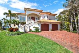 Picture of 5630 Bayview Drive, Seminole, FL 33772