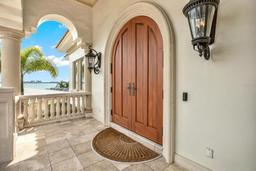 Picture of 5630 Bayview Drive, Seminole, FL 33772