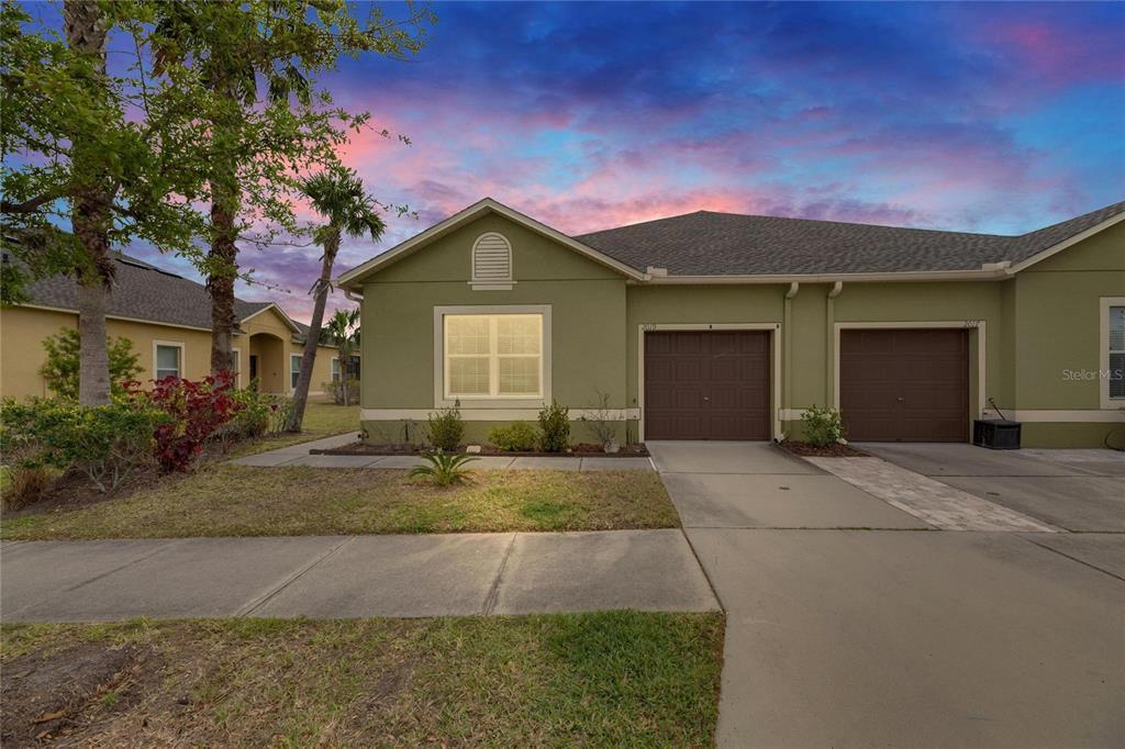 Picture of 2019 Hawks Island Drive, Ruskin, FL 33570