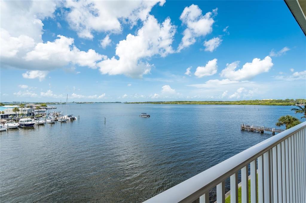 Picture of 8800 Bay Pines Boulevard Unit 318, St Petersburg, FL 33709