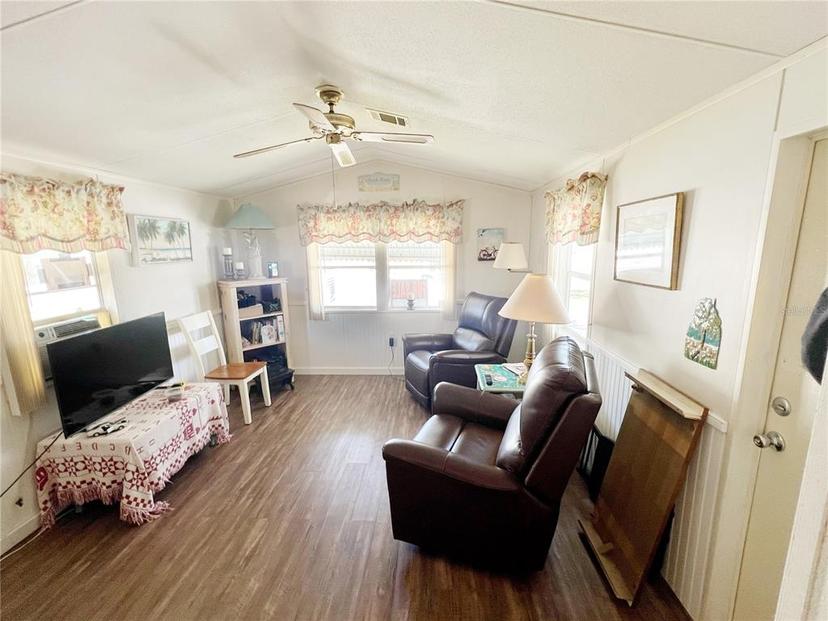 Picture of 605 Michigan Boulevard Unit 39, Dunedin FL 34698