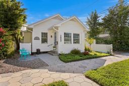 Picture of 1617 Oak Street Ne, St Petersburg, FL 33704