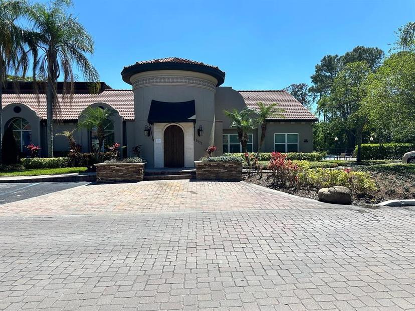 Picture of 5164 Conroy Road Unit 22, Orlando FL 32811