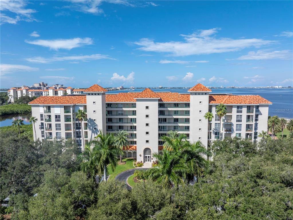 Picture of 4780 Dolphin Cay Lane S Unit 307, St Petersburg, FL 33711
