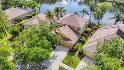 Picture of 8413 Fenwick Avenue, Tampa, FL 33647