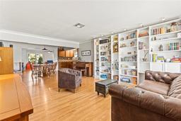 Picture of 13979 Barbados Drive, Seminole, FL 33776