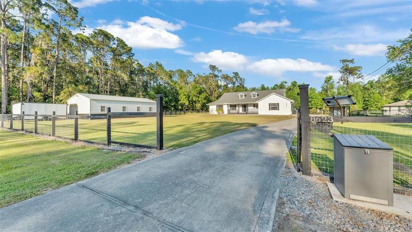 Picture of 8623 Bobcat Lane, Lakeland FL 33810