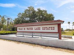 Picture of 8947 Oakwood Drive, Lake Wales, FL 33898