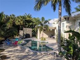 Picture of 296 Treasure Boat Way, Sarasota, FL 34242