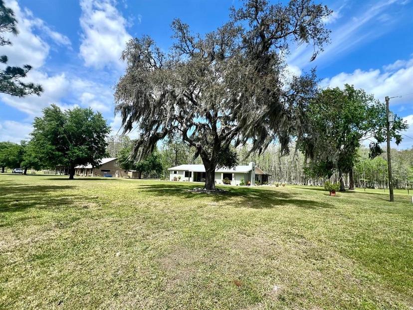 Picture of 1464 Mount Pleasant Road, Groveland FL 34736