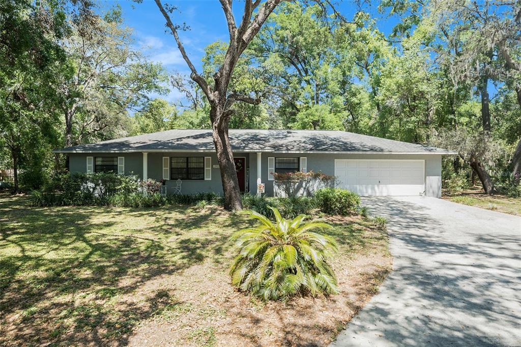 Picture of 39029 Ruann Court, Zephyrhills, FL 33540