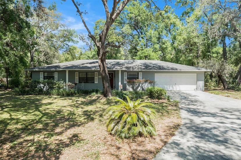 Picture of 39029 Ruann Court, Zephyrhills FL 33540