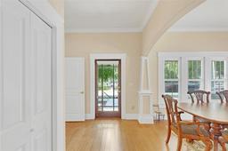Picture of 7701 N Dartmouth Avenue, Tampa, FL 33604