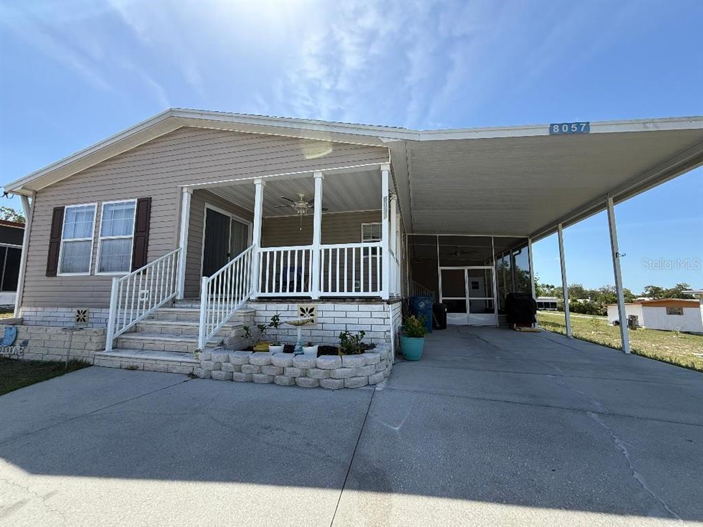 Picture of 8057 Eastern Circle Drive, Brooksville, FL 34613