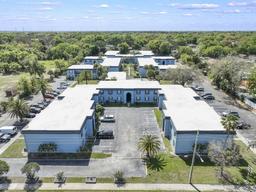 Picture of 5220 Curry Ford Road Unit 303, Orlando, FL 32812