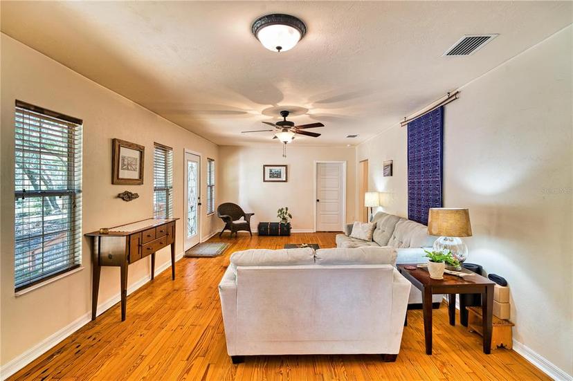 Picture of 3702 NW 17Th Street, Gainesville FL 32605