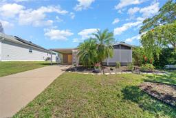 Picture of 1541 Doral Circle, Lady Lake, FL 32159