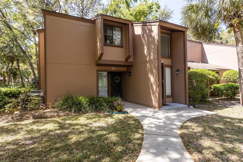 Picture of 13 Oakmont Court Unit 13, Palm Coast FL 32137