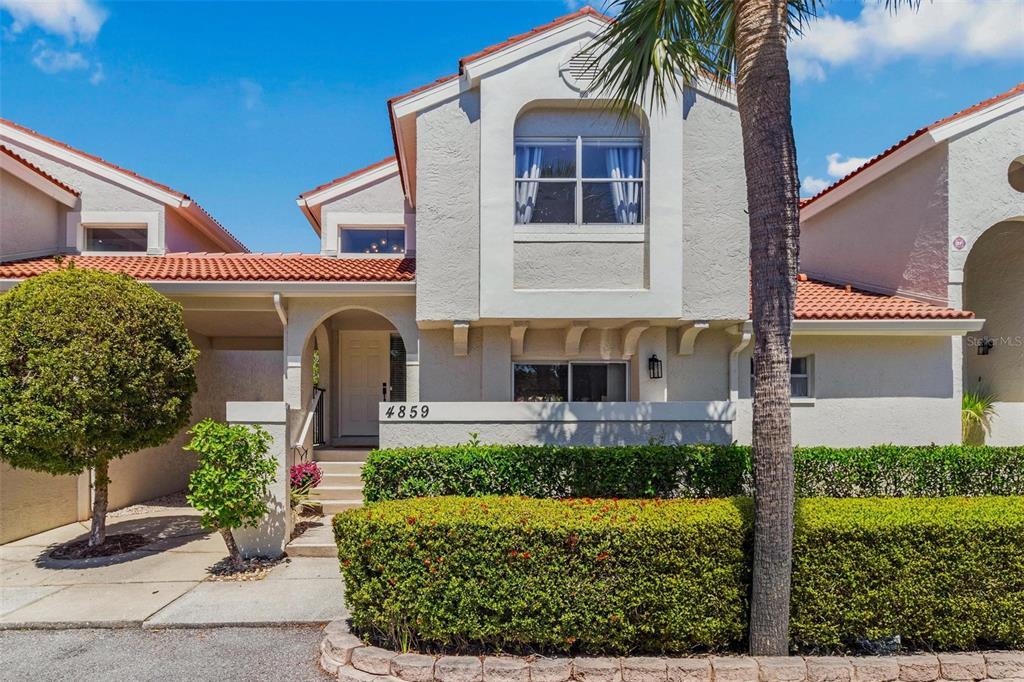 Picture of 4859 Napoli Court Ne Unit 4859, St Petersburg, FL 33703