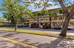 Picture of 425 30Th Avenue W Unit C208, Bradenton, FL 34205
