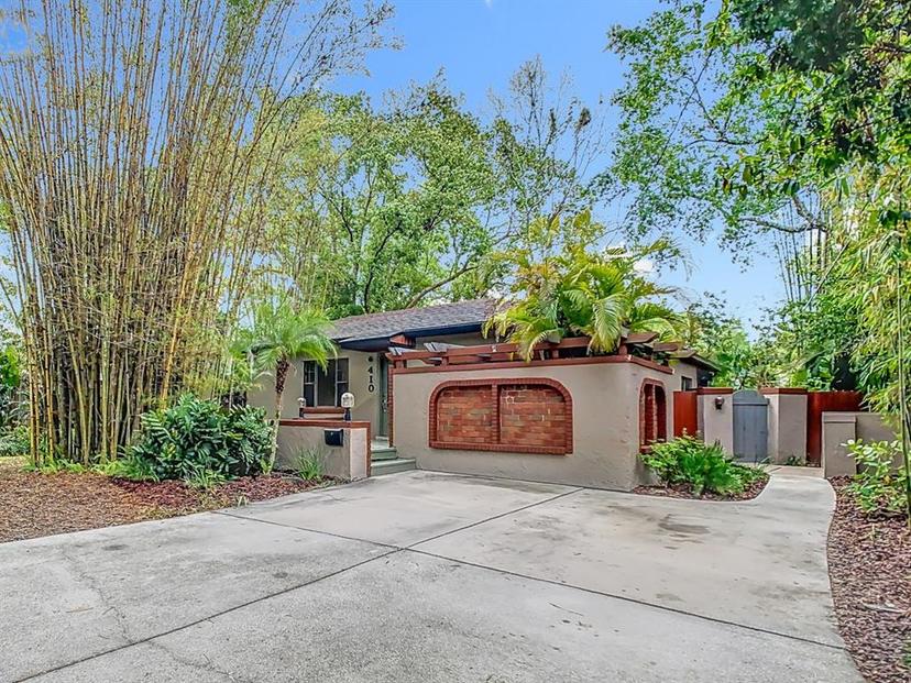 Picture of 410 Sandspur Road N, Maitland FL 32751