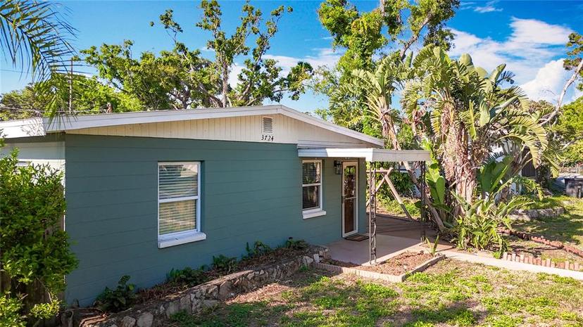 Picture of 3724 41St Ave Avenue N Unit N, St Petersburg FL 33714
