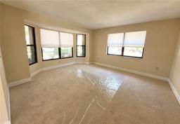 Picture of 1006 Chatham Court, Safety Harbor, FL 34695