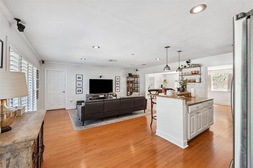 Picture of 4522 S Hesperides Street, Tampa FL 33611