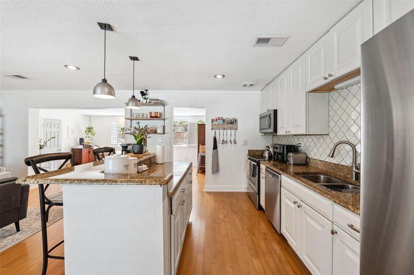 Picture of 4522 S Hesperides Street, Tampa FL 33611
