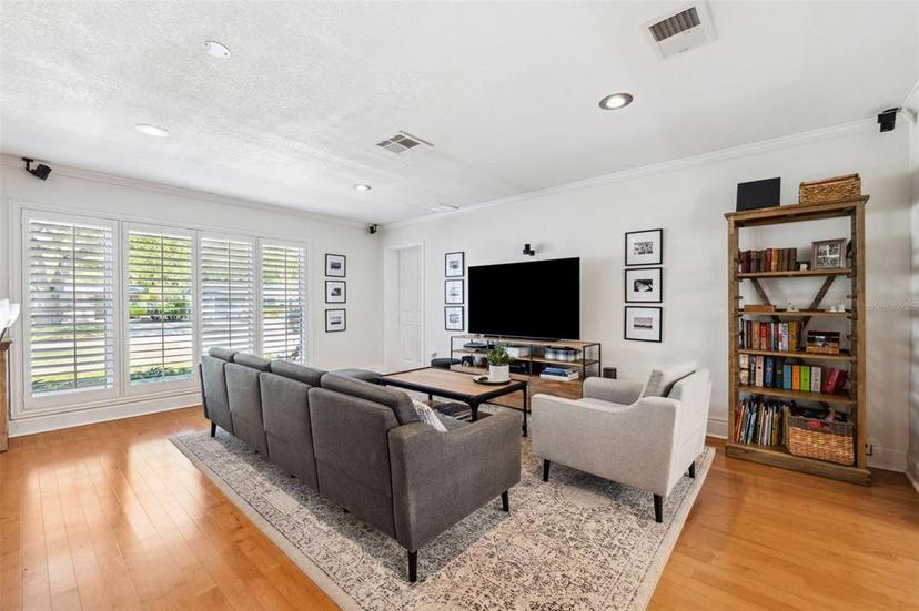 Picture of 4522 S Hesperides Street, Tampa FL 33611