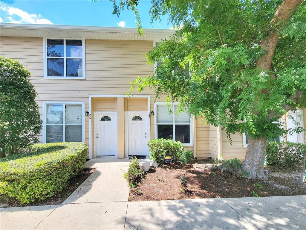 Picture of 3584 SW 30Th Way Unit 127, Gainesville, FL 32608