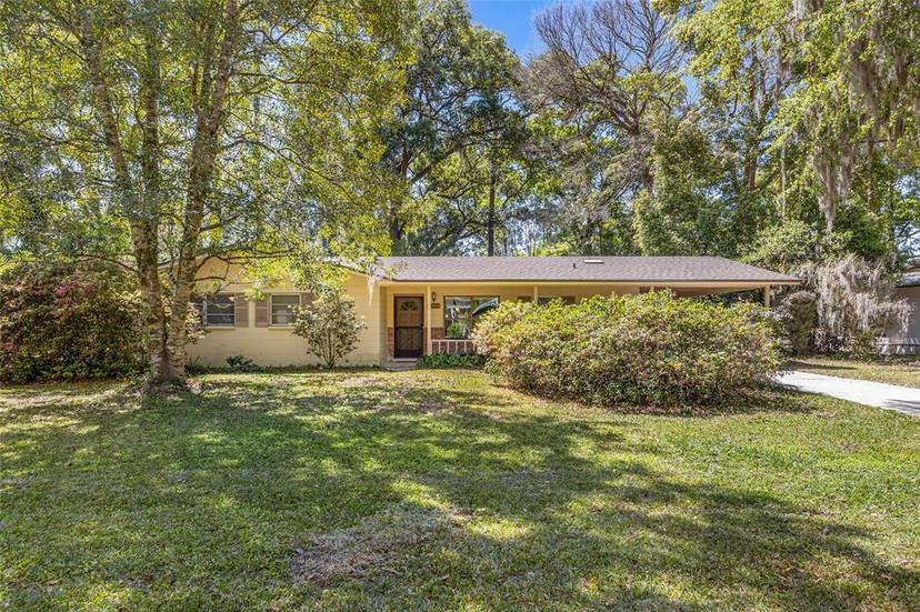 Picture of 4037 NW 18Th Place, Gainesville FL 32605