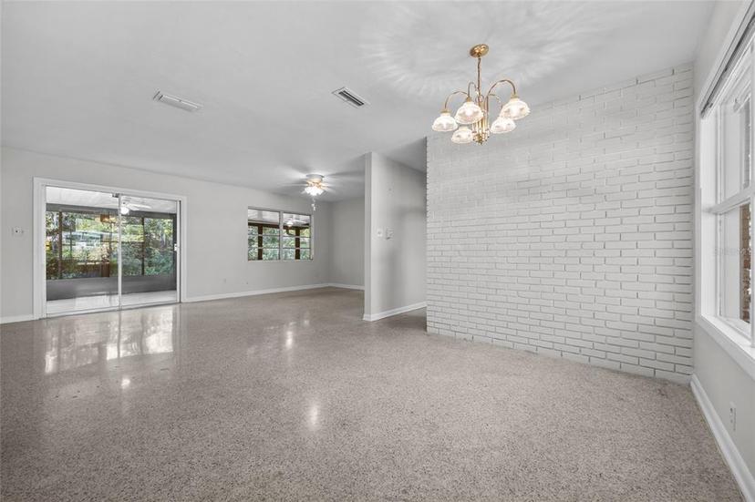 Picture of 4037 NW 18Th Place, Gainesville FL 32605