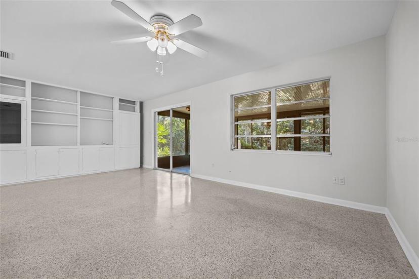 Picture of 4037 NW 18Th Place, Gainesville FL 32605