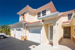 Picture of 240 WEST End Drive Unit 622, Punta Gorda, FL 33950