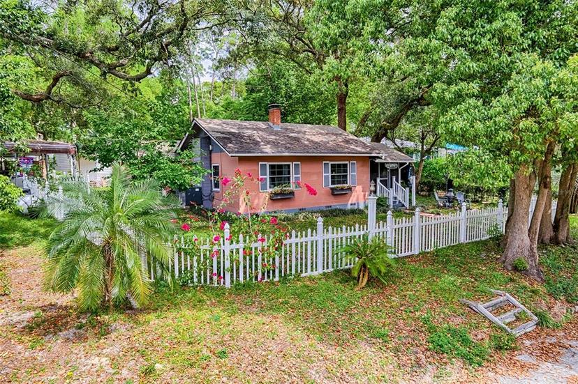 Picture of 360 SE Lakeview Drive, Keystone Heights FL 32656