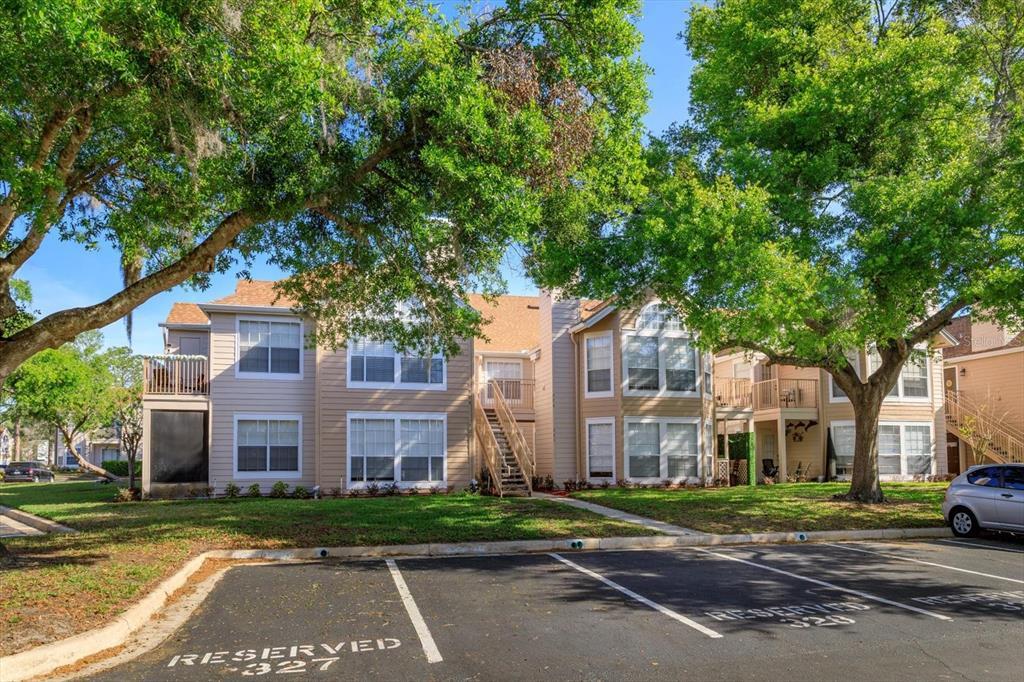 Picture of 682 Youngstown Parkway Unit 327, Altamonte Springs, FL 32714