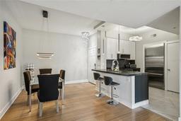 Picture of 200 4Th Avenue S Unit 321, St Petersburg, FL 33701