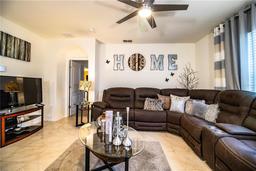 Picture of 437 Montego Bay Drive, Mulberry, FL 33860