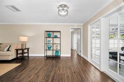Picture of 1851 Elmhurst Drive, Clearwater, FL 33765