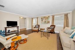Picture of 1851 Elmhurst Drive, Clearwater, FL 33765
